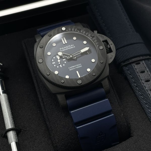 OFFICINE PANERAI オフィチーネ パネライ サブマーシブル クアランタクアトロ カーボテック ブルー アビッソ PAM01232