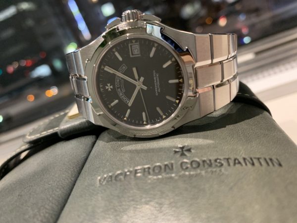 VACHERON CONSTANTIN ヴァシュロン・コンスタンタン オーヴァーシーズ ラージ 37ｍｍ 42040/423A